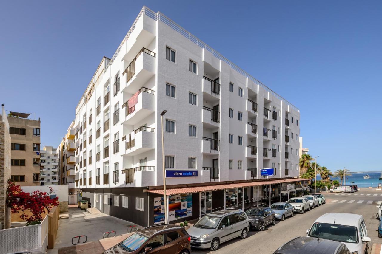 Vibra Calima Apartamentos - Adults Only San Antonio  Exterior photo